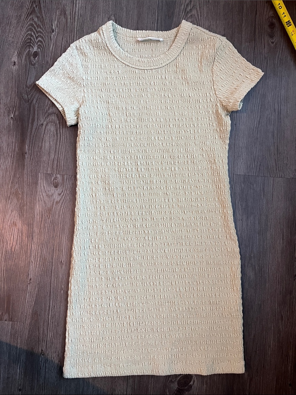 ELODIE Textured Short-Sleeve Mini Dress